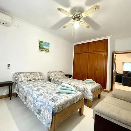 In Roquetas With Garden And Private Pool * Roquetas de Mar