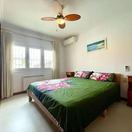 In Roquetas With Garden And Private Pool
