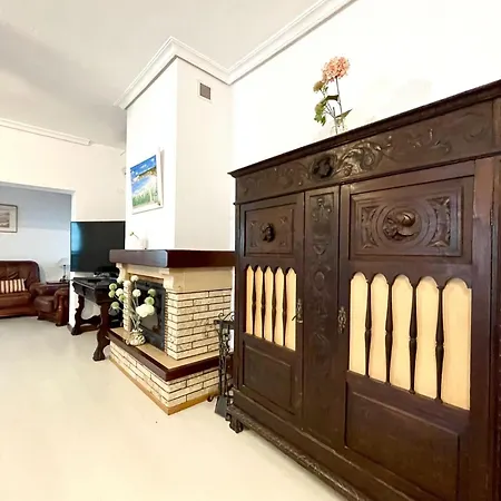 In Roquetas With Garden And Private Pool Villa *