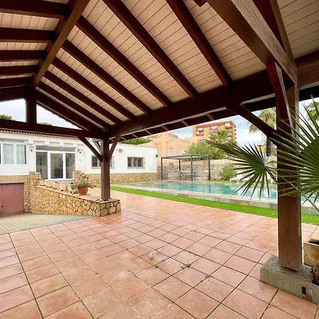 In Roquetas With Garden And Private Pool *