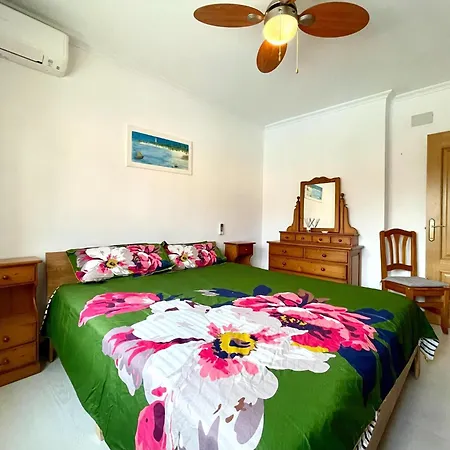 Villa In Roquetas With Garden And Private Pool Roquetas de Mar