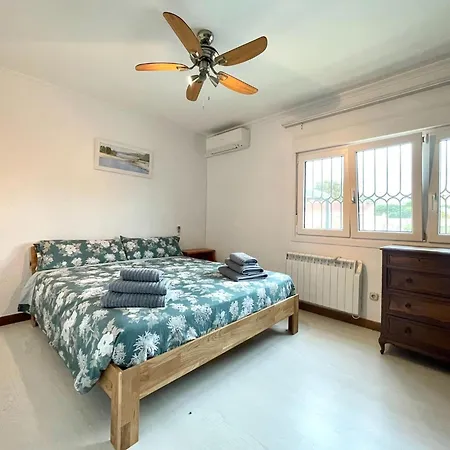 In Roquetas With Garden And Private Pool